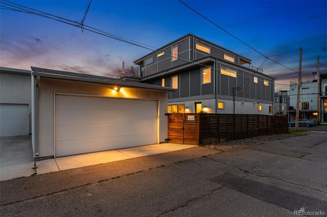 3229 W 20th Avenue, Denver, CO 80211