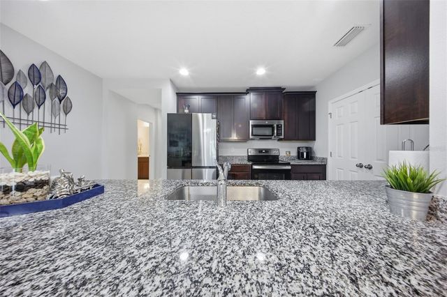 1669 SWAN SWIM DRIVE, Davenport, FL 33837