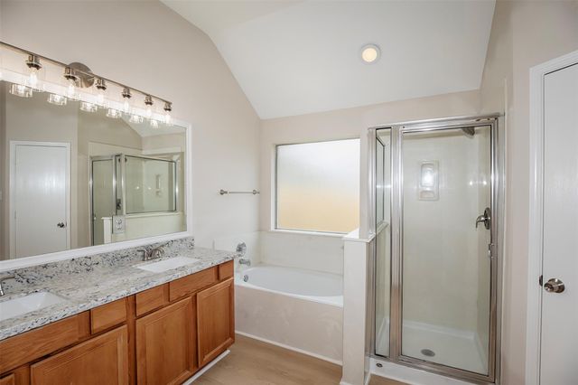 914 Cove Crest Trail, Fresno, TX 77545