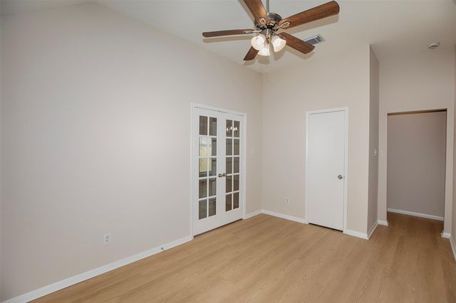 914 Cove Crest Trail, Fresno, TX 77545