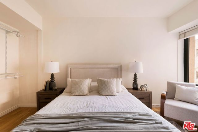 10520 Wilshire Boulevard 303, Los Angeles, CA 90024