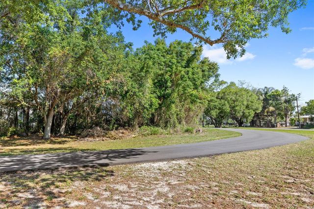 1937 STANDING ROCK CIRCLE, Oakland, FL 34787