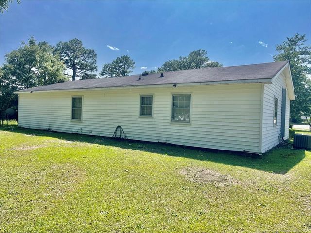 1719 Merry Oaks Drive, Fayetteville, NC 28304