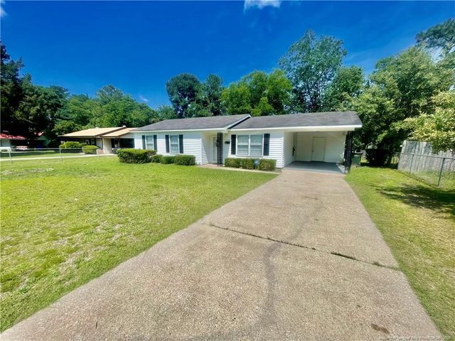 1719 Merry Oaks Drive, Fayetteville, NC 28304