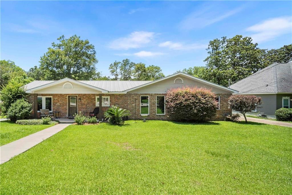 1615 5th Street, Daphne, AL 36526 — exterior