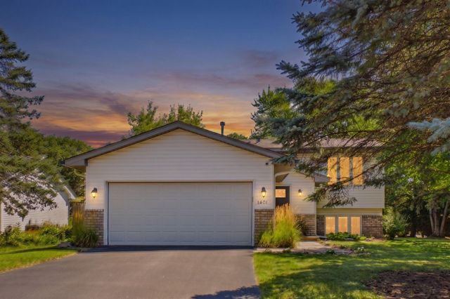 1401 Driving Park Road, Stillwater, MN 55082