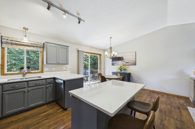 1401 Driving Park Road, Stillwater, MN 55082