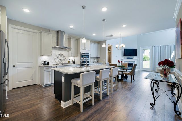 2520 Forge Village Way, Apex, NC 27523