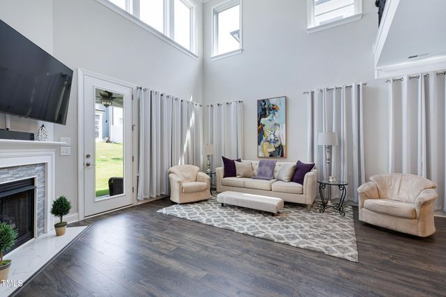 2520 Forge Village Way, Apex, NC 27523