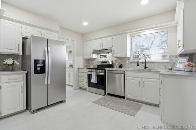 5217 20TH E Street, Tulsa, OK null