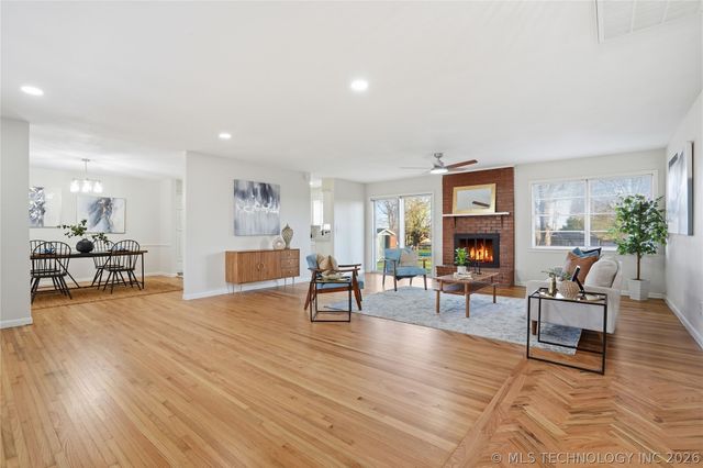 5217 20TH E Street, Tulsa, OK null