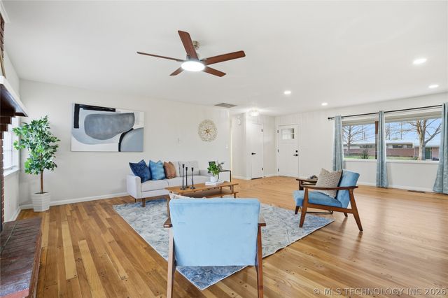 5217 20TH E Street, Tulsa, OK null