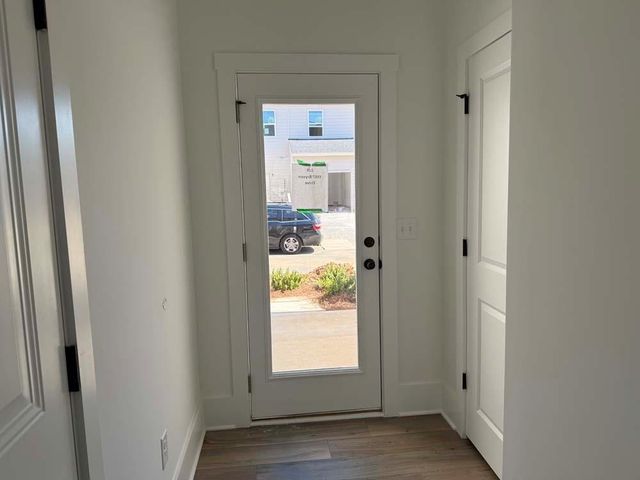 1561 Driggs NW Drive, Atlanta, GA 30318