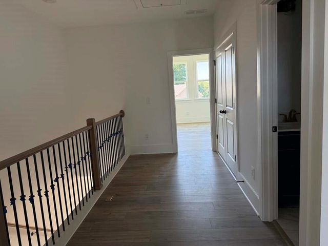 1561 Driggs NW Drive, Atlanta, GA 30318