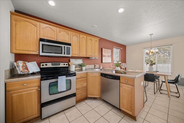 1602 N Tschirley Rd, Spokane Valley, WA 99016