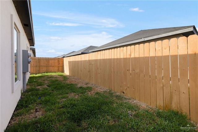 2505 S Hilltop Avenue, Edinburg, TX 78542