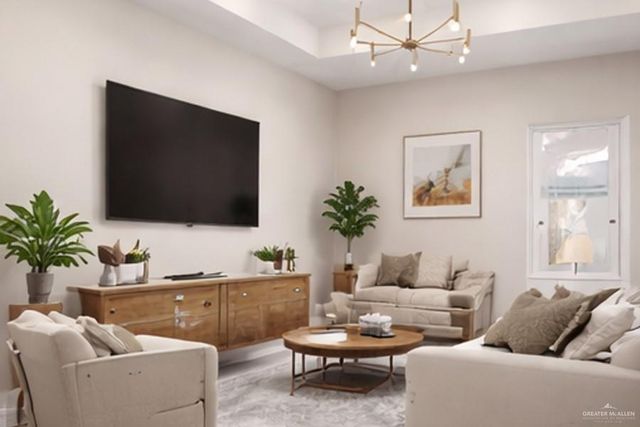 2505 S Hilltop Avenue, Edinburg, TX 78542