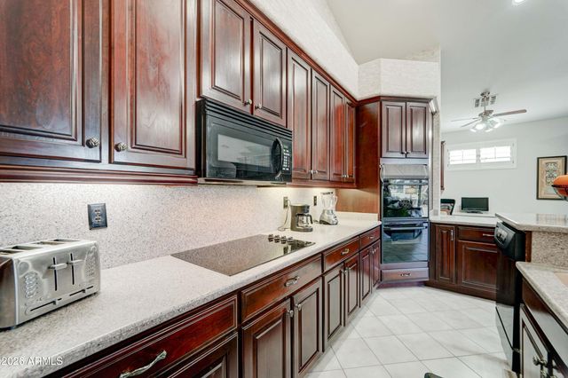 14137 W GREEN HOLLOW Terrace, Litchfield Park, AZ 85340