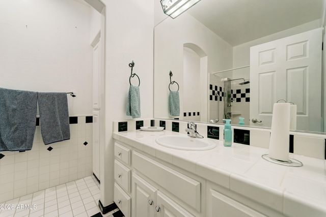 14137 W GREEN HOLLOW Terrace, Litchfield Park, AZ 85340