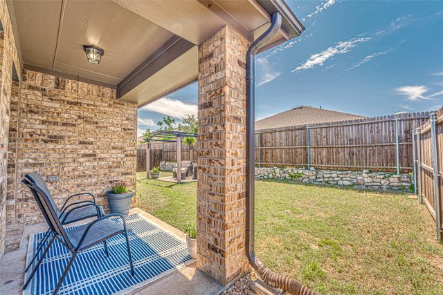 1805 Yale Street, Farmersville, TX 75442