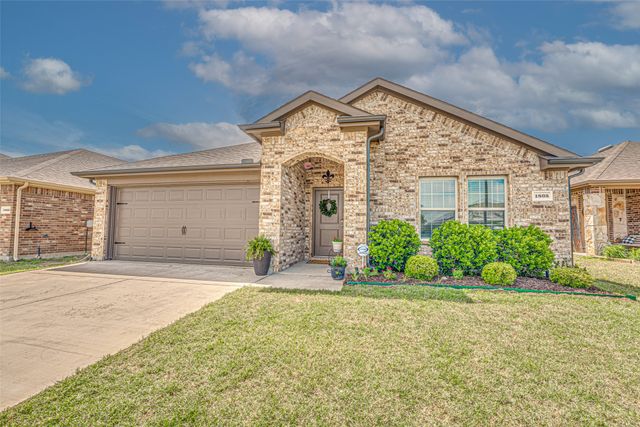 1805 Yale Street, Farmersville, TX 75442
