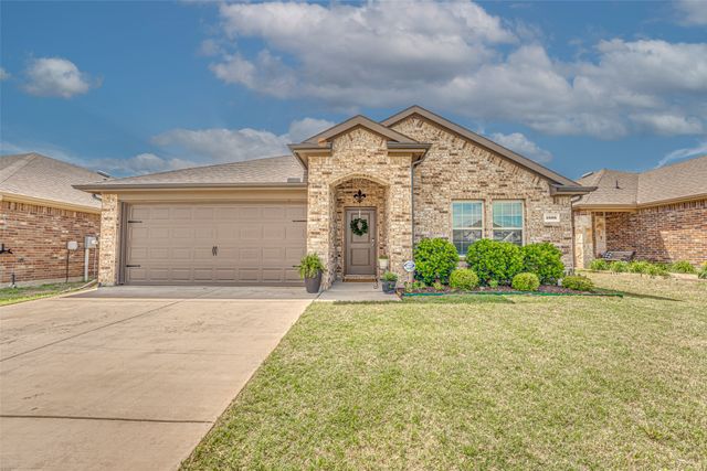 1805 Yale Street, Farmersville, TX 75442