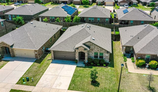 1805 Yale Street, Farmersville, TX 75442