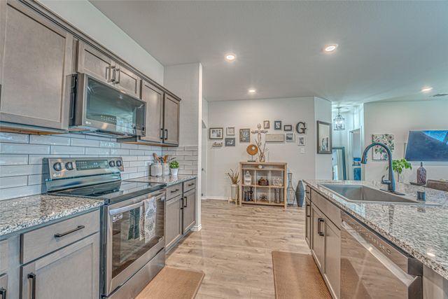 1805 Yale Street, Farmersville, TX 75442