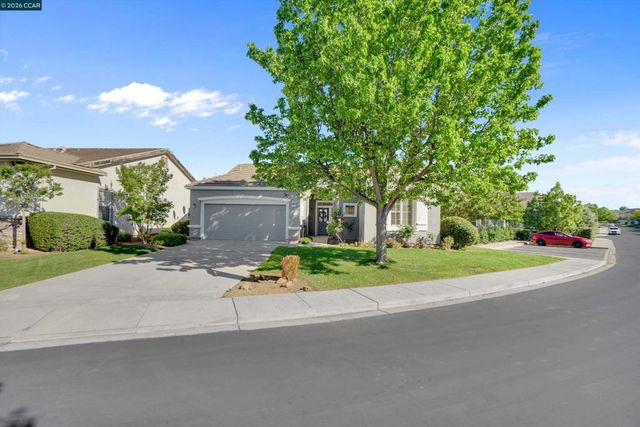 1524 Bismarck Ln, Brentwood, CA 94513