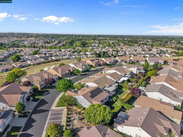 1524 Bismarck Ln, Brentwood, CA 94513