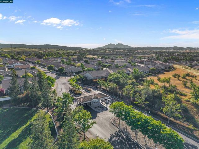 1524 Bismarck Ln, Brentwood, CA 94513