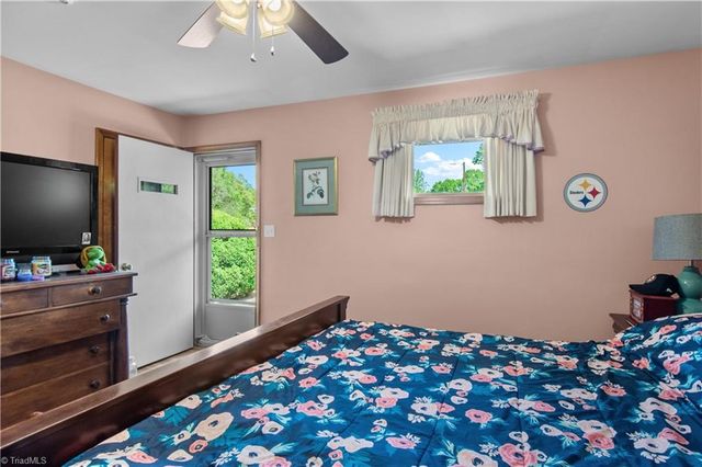 708 Hudson Street, Winston-salem, NC 27105