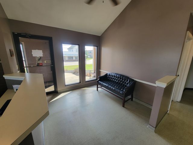 3810 Dixie HWY, Elsmere, KY 41018
