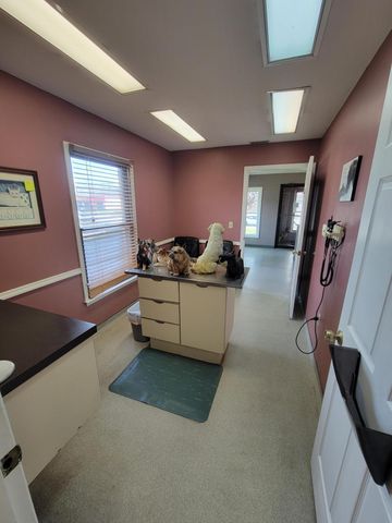 3810 Dixie HWY, Elsmere, KY 41018