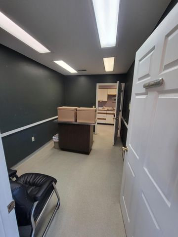 3810 Dixie HWY, Elsmere, KY 41018