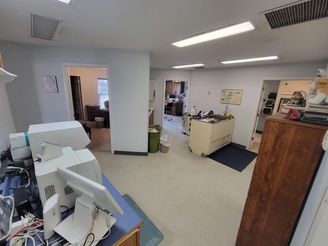 3810 Dixie HWY, Elsmere, KY 41018