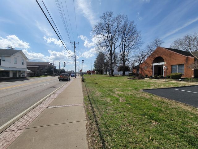 3810 Dixie HWY, Elsmere, KY 41018
