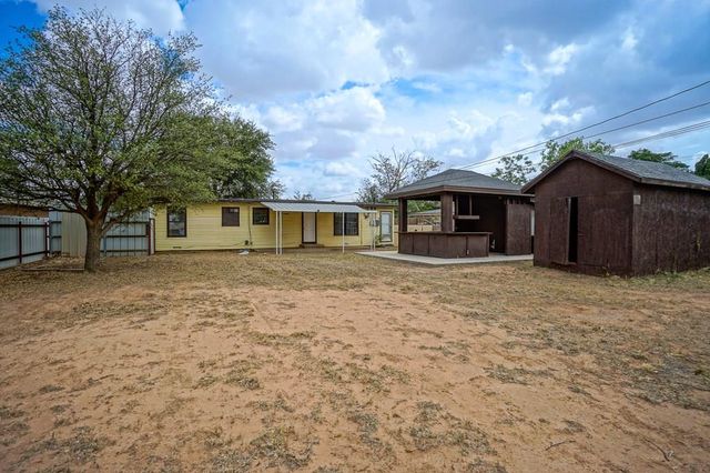 404 W Jax Ave, Midland, TX 79701