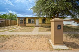 404 W Jax Ave, Midland, TX 79701