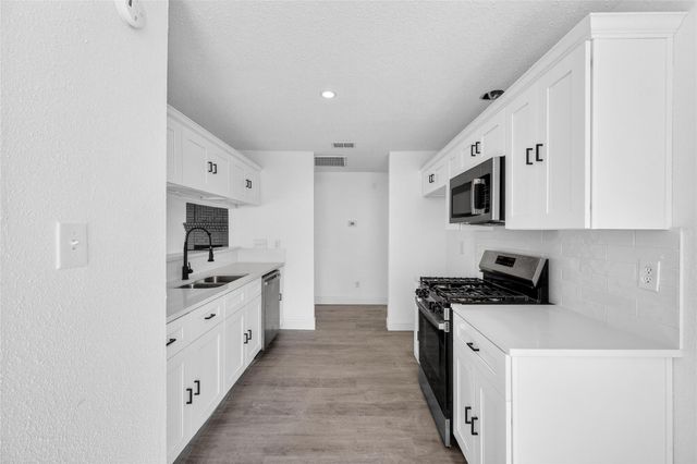 24007 Landing Way Drive, Spring, TX 77373