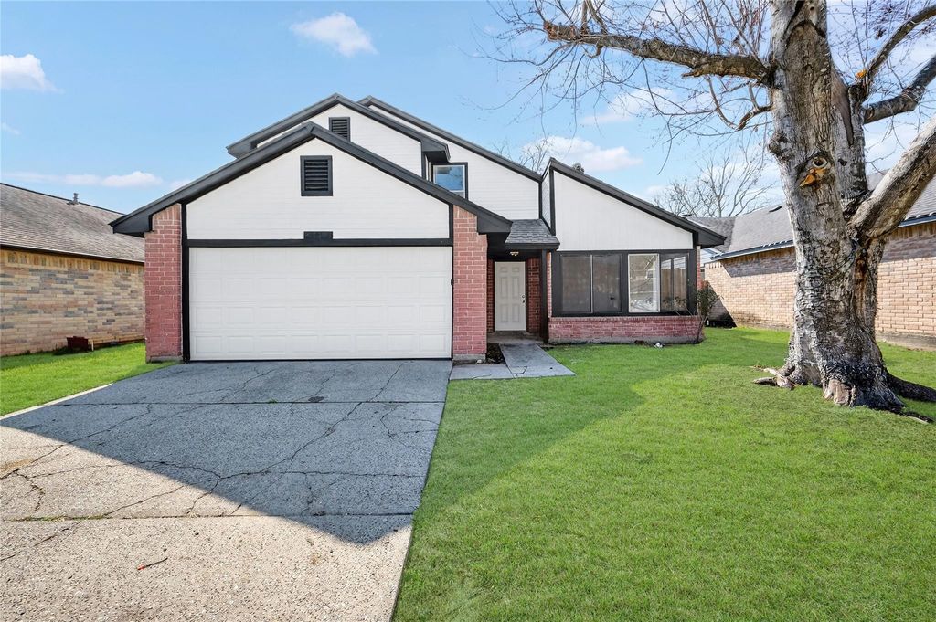 24007 Landing Way Drive, Spring, TX 77373