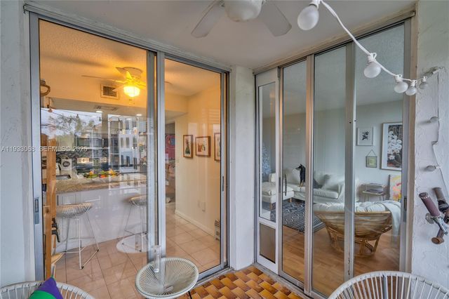 17890 W Dixie Hwy 614 Hwy 614, North Miami Beach, FL 33160