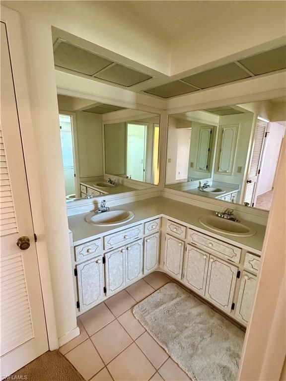 Image 25 of property listing at 2216 SE 3rd ST, Cape Coral, FL 33990