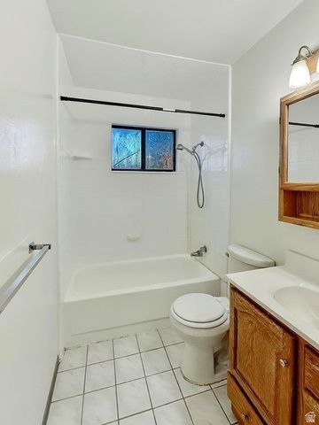 2342 W 6200 S, Taylorsville, UT 84129