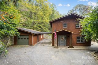 940 Haynes Cove, Clyde, NC 28721