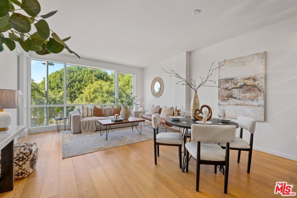 1705 Ocean Avenue 206, Santa Monica, CA 90401