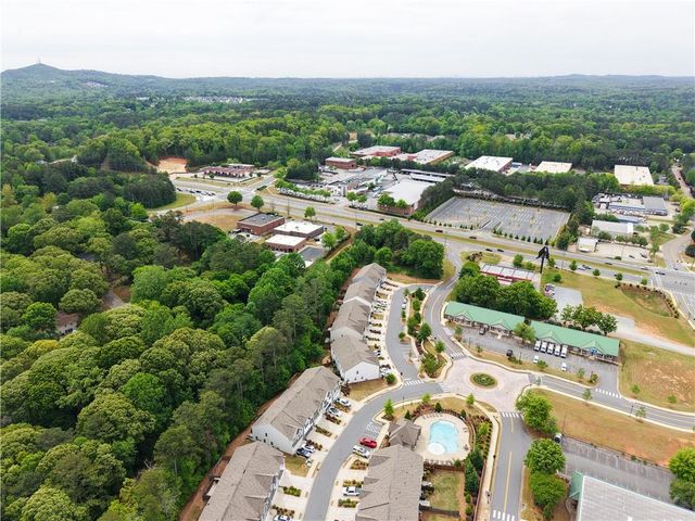 776 Woodstock Grove, Woodstock, GA 30188