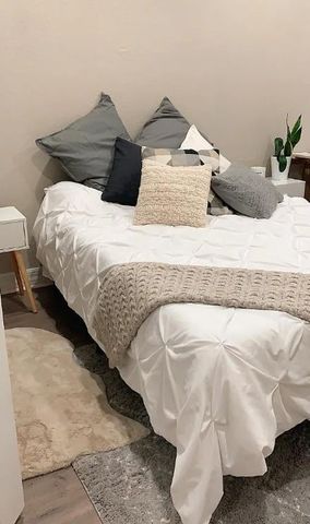 1084 NW 18th Avenue, Boca Raton, FL 33486