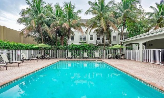 1084 NW 18th Avenue, Boca Raton, FL 33486