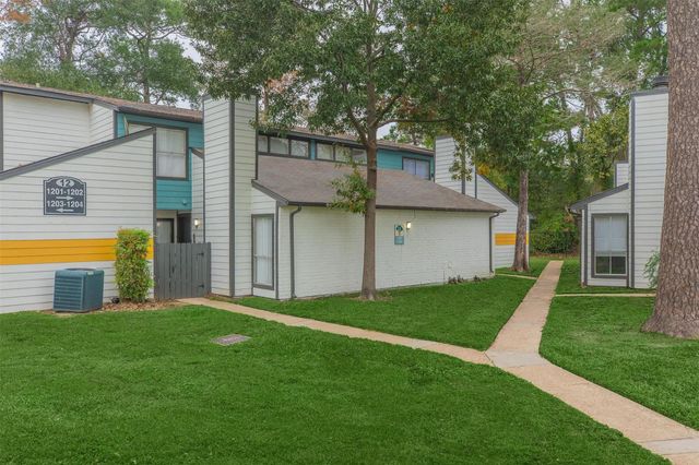 21717 Inverness Forest Boulevard 2604, Houston, TX 77073